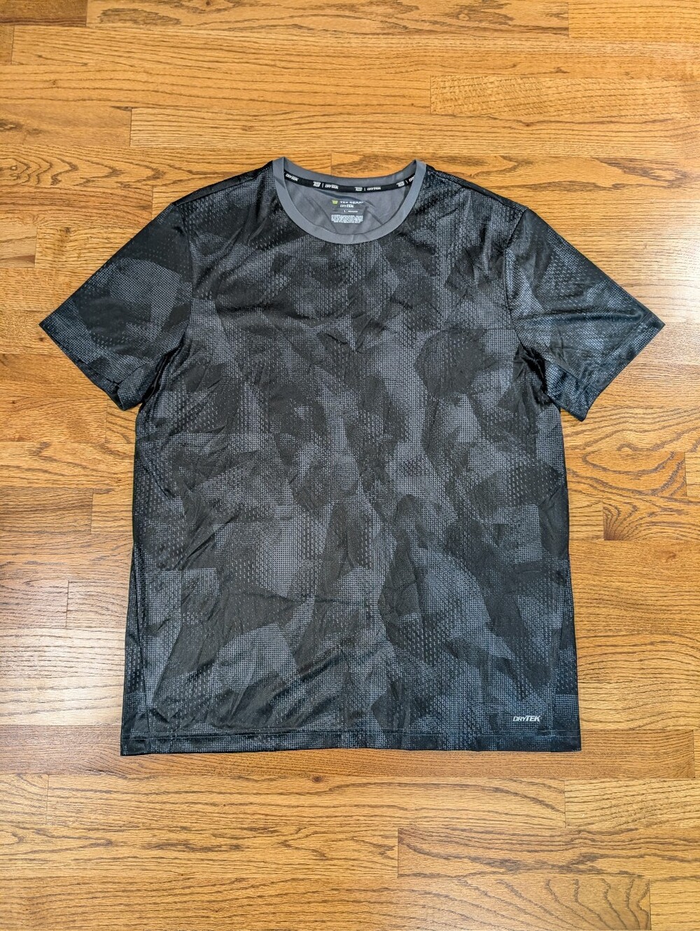 Tek Gear DryTek Black Grey Camo Performance Athletic Shirt Men's Size Large